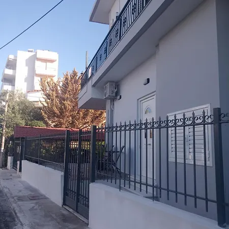 Apartment Garifalia Agioi Theodoroi (Corinthia)